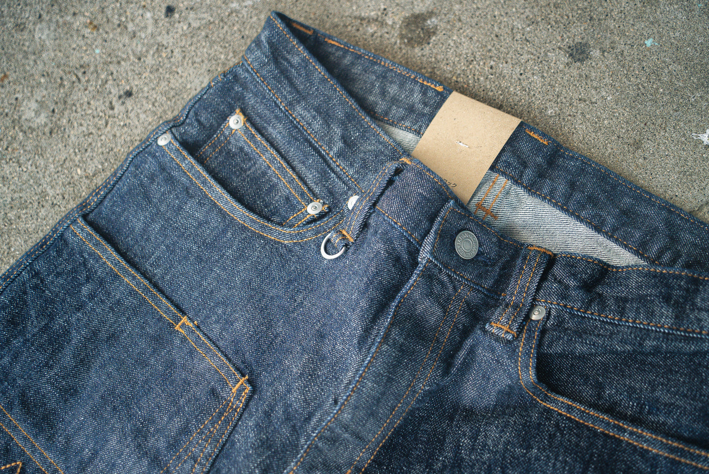 児島ジーンズ  W-knee Straight Stretch Pants  13oz / ダブルニーストレートストレッチパンツ  [ No.RNB-107]